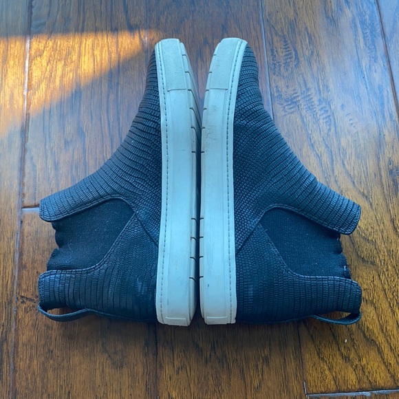 Vince Newlyn High Top Sneakers - Picture 10 of 16